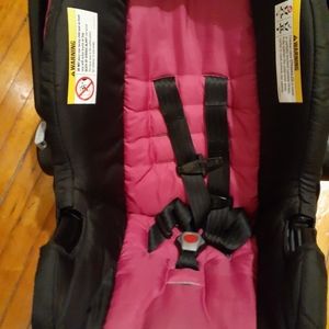 Baby girl carseats